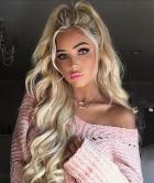 Эскортница Александра (вес: 57 кг) с большой грудью